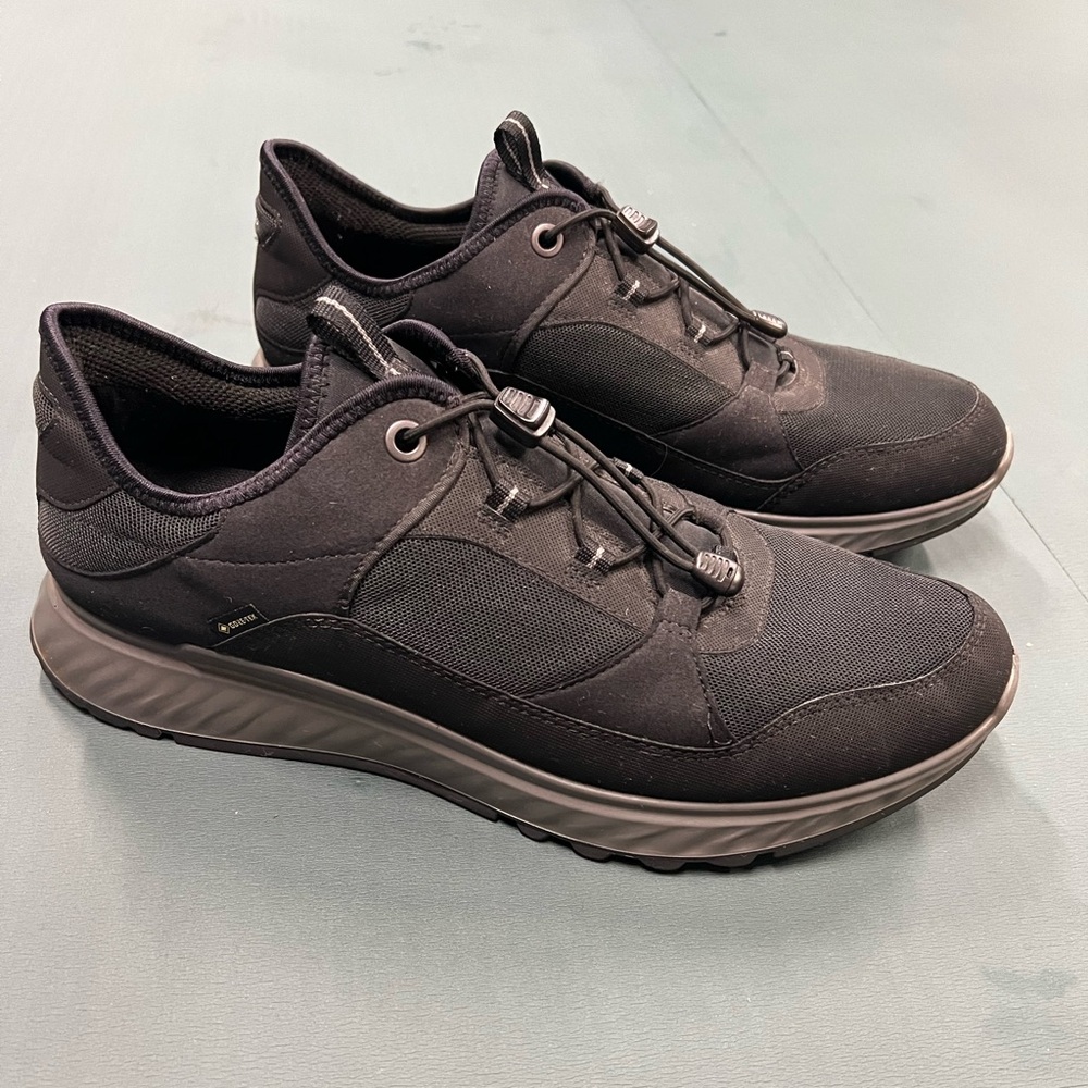 Ecco Exostride Men's Sneakers, Black - Waterproof & Breathable